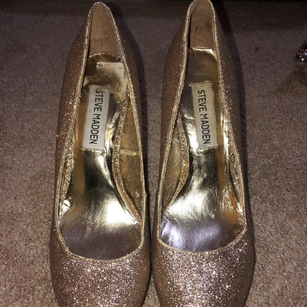Gold sparkly heels